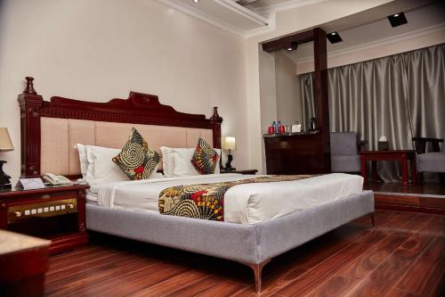 Letto o letti in una camera di Best Western Plus Paramount Hotel