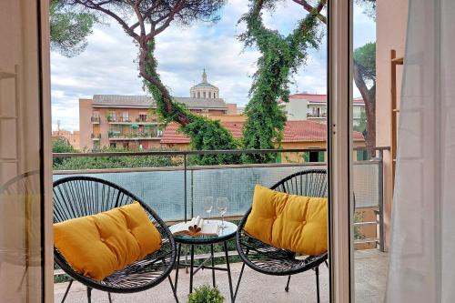 Carmens Flat by DomusDimore