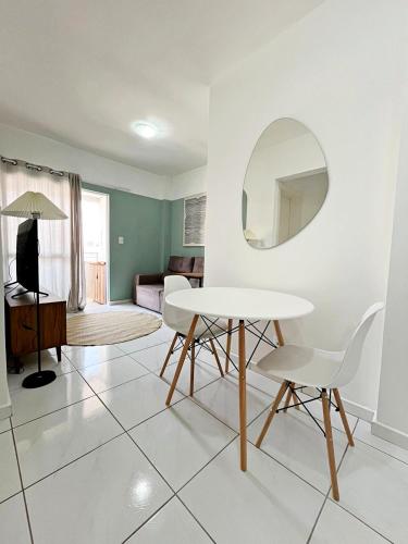 Ruang duduk di Ap de temporada no Jardim Itália por BeXap Stays