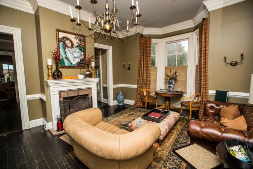 Gallery image of Jedediah Hawkins Inn in Jamesport