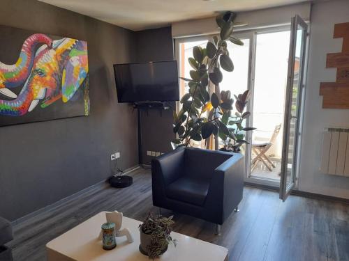 Like home, in Geneva's neighborhood