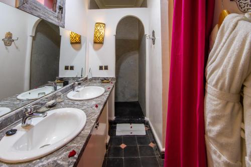 Koupelna v ubytování Riad Dar Augusta