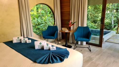 Khu vực ghế ngồi tại Hakuna Matata Amazon Lodge