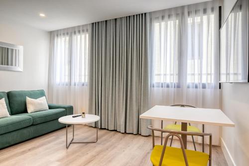 BSE15 Apartments 2D, a Home in Madeira