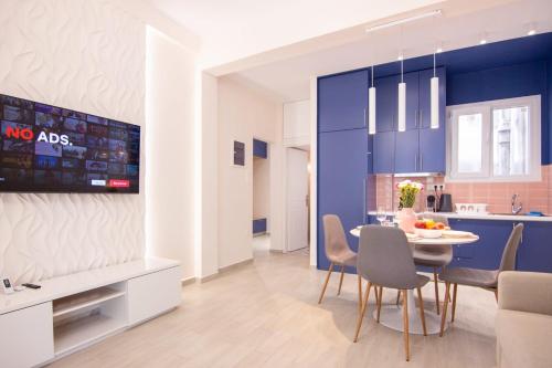 Apartment near Onassis cultural center