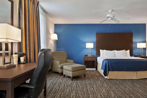 Katil atau katil-katil dalam bilik di Baymont by Wyndham Washington