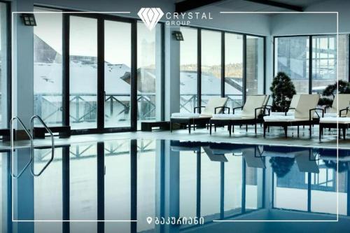 Bassein majutusasutuses Bakuriani, Crystal Resort Block C, 429 või selle lähedal