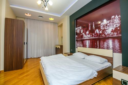 Postel nebo postele na pokoji v ubytování Luxury Downtown