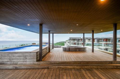 Kolam renang di atau dekat dengan G012 at Ocean Dune, Sibaya
