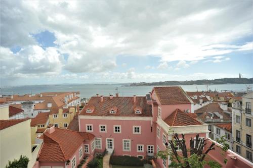 Santos - Upper Loft with River View