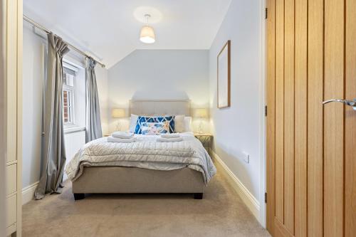 No 4 - Oak Tree Cottage - Pass the Keys photo 17
