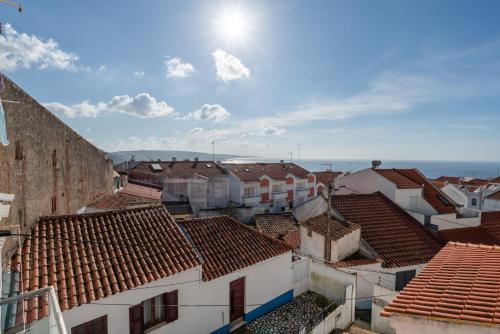 Host Wise - Charming House with Ocean View