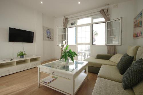 Livingtarifa Apartamento Agaporni