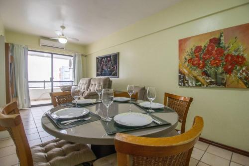 Un lugar para sentarse en BK12 - Próximo ao Calçadão, Sacada, Climatizado