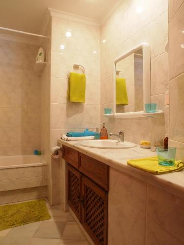 Sunny apartment Aldea Del Mar near the sea