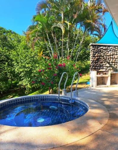 Gallery image of Tucanes Ridge Bed and Breakfast in Tarcoles