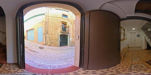 Φωτογραφία από το άλμπουμ του Camins del Priorat : Ermita Pinyeres σε Masroig