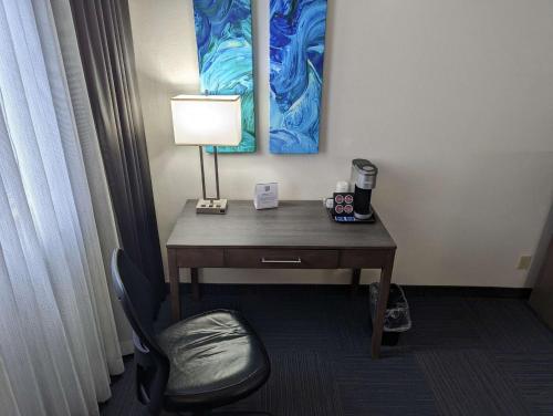 Photo de la galerie de l'établissement Best Western Plus Toronto Airport Hotel, à Mississauga