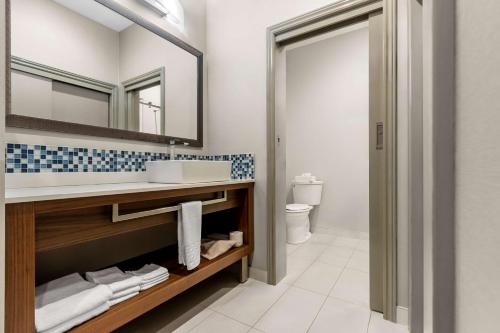 Koupelna v ubytování Best Western Plus Mont-Laurier