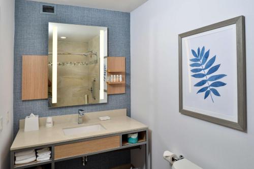 Ванная комната в Hilton Garden Inn Napa