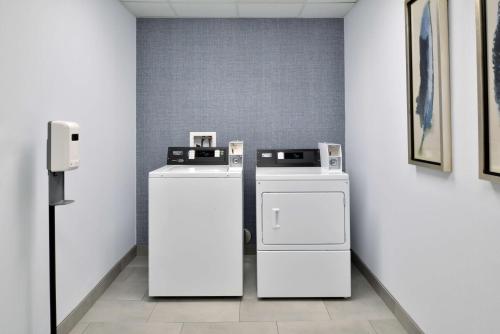 Фотография из галереи Hilton Garden Inn Napa в Напе