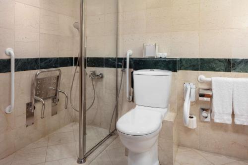Ванная комната в Hilton Dubai Jumeirah