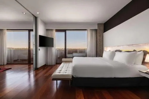 Hilton Madrid Airport photo 44