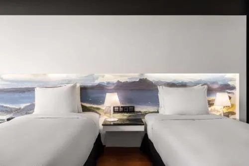 Hilton Madrid Airport photo 31