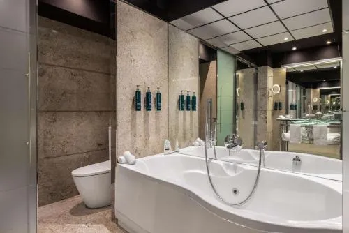 Hilton Madrid Airport photo 47