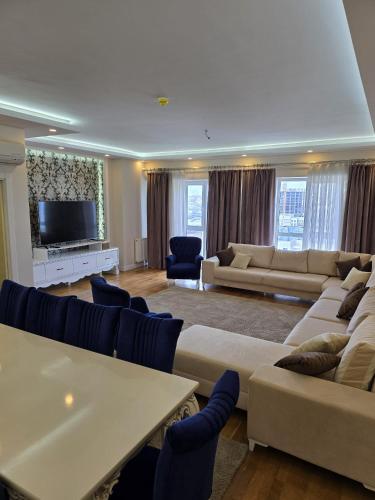 Χώρος καθιστικού στο Bahcesehir Rent House