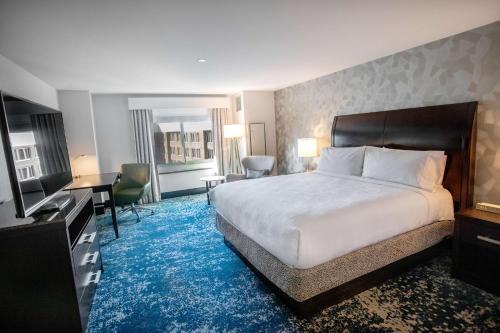 Hilton Garden Inn Bethesda Downtown Image