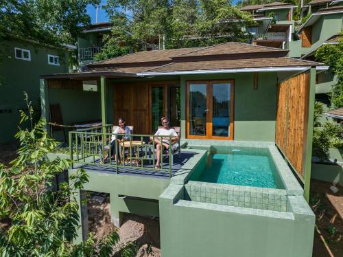 Zahrada ubytování Mae Ya Resort