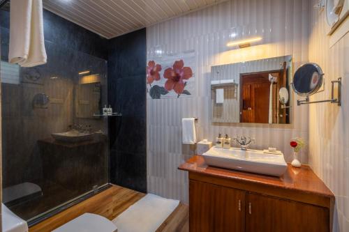 Ένα μπάνιο στο ama Stays & Trails Aquabliss ,Alleppey