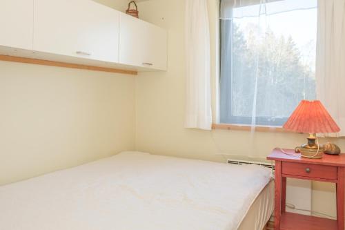 Ένα ή περισσότερα κρεβάτια σε δωμάτιο στο Amazing Home In Knebel With 2 Bedrooms And Wifi