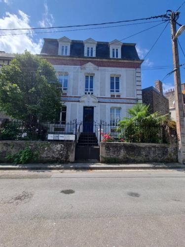 Studiodinardchezanne