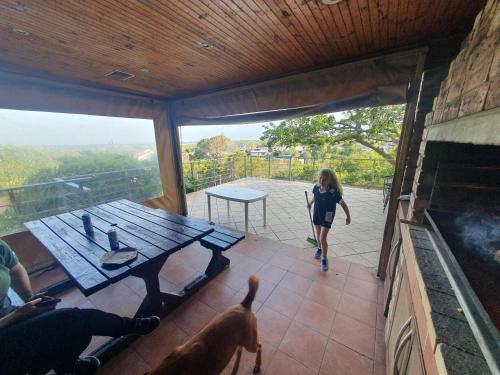 Balkoni atau teres di Valley View Guesthouse