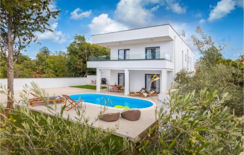 3 Bedroom Stunning Home In Barbariga