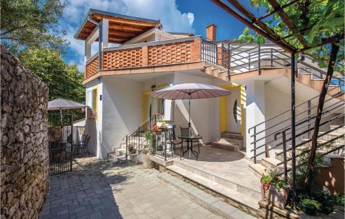 Amazing Apartment In Novi Vinodolski