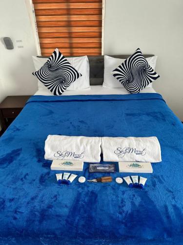 Postel nebo postele na pokoji v ubytování SkyMount Resort