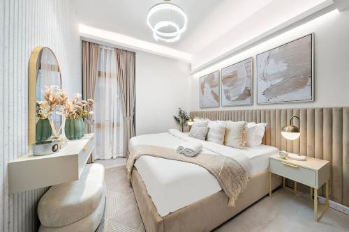 FIRST CLASS 3BR Lively Sanctuary