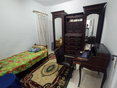 Loran Room for men only