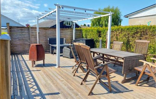 Patio nebo venkovní prostory v ubytování Cozy Home In Simrishamn With Wifi