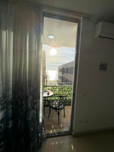 SeaInTheMiddle Apartment