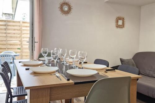 Χώρος καθιστικού στο Maison Aurillac - 2 chambres - parking gratuit
