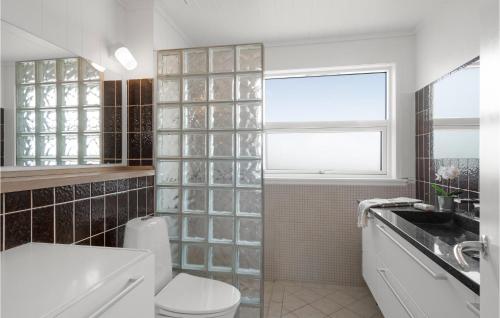 Imagen de la galería de Lovely Home In Samsø With Wifi, en Onsbjerg
