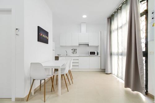 ESTUDIO EN MÁLAGA CENTRO. 45