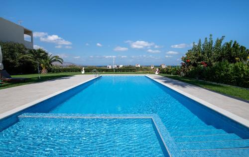 Πισίνα στο ή κοντά στο Socrates Holidays Apt. 1 with Pool near the Beach
