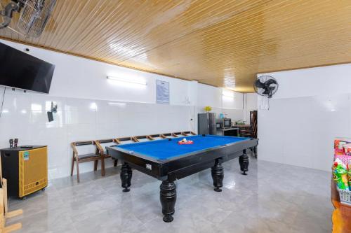 Τραπέζι μπιλιάρδου στο Lake Como Villa - View Bờ Hồ - Gần Cột Cờ Bãi Sau Thùy Vân