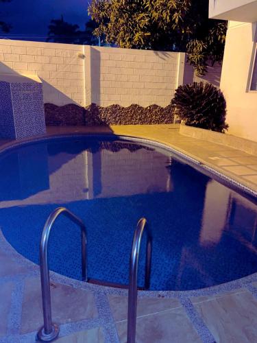 Piscina a Condominio el sol o a prop