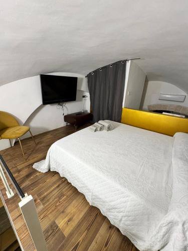 Postel nebo postele na pokoji v ubytování Quarata Apartment Corato mini appartamento